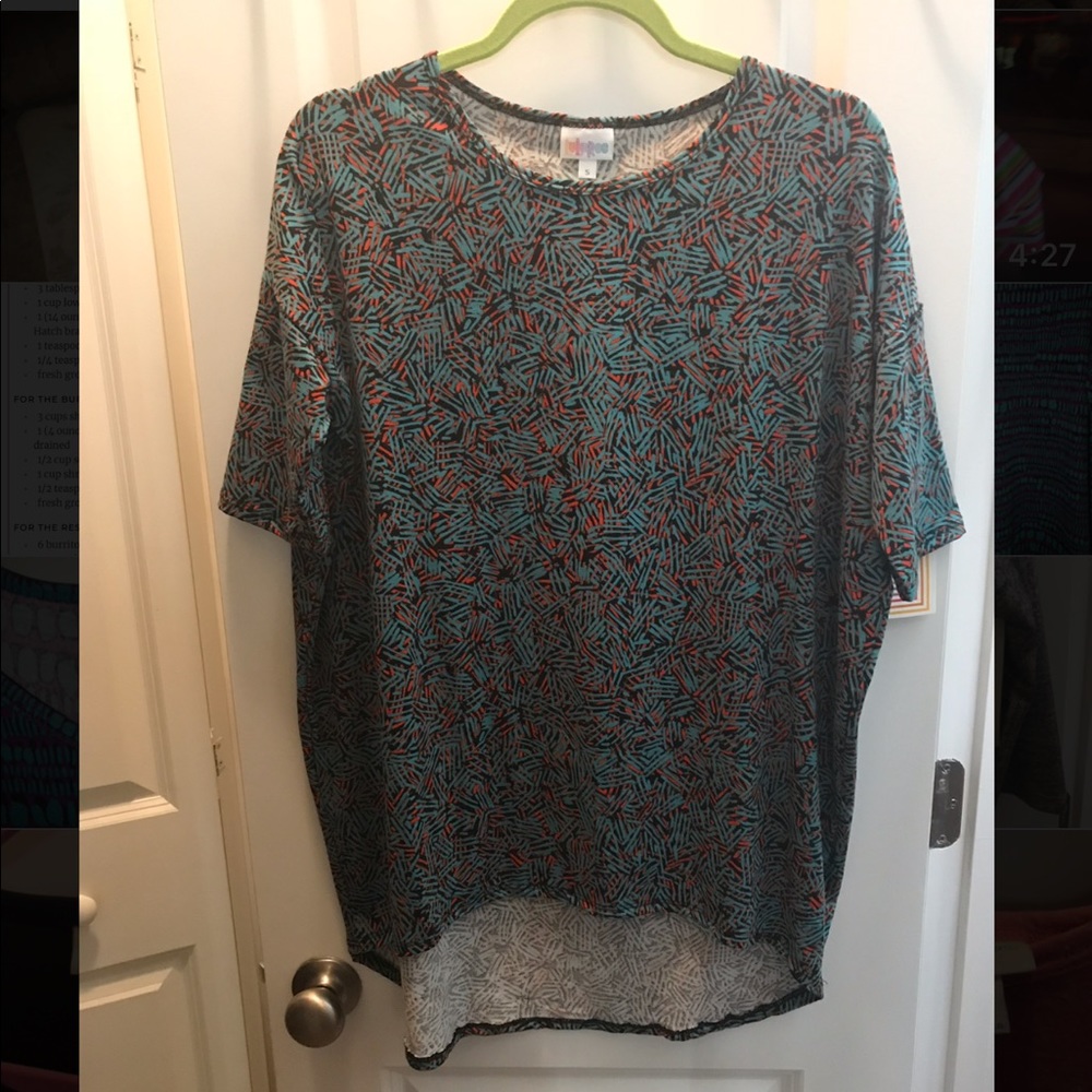 Lularoe Irma top